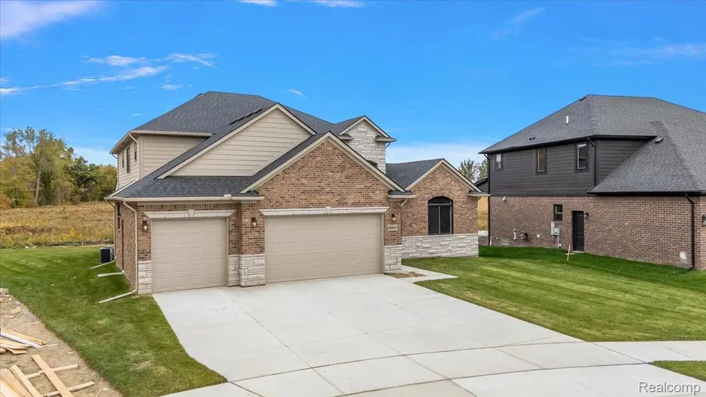 23947 Sawgrass Drive Macomb Township MI 48042