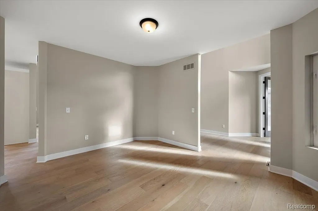 23947 Sawgrass Drive Macomb Township MI 48042