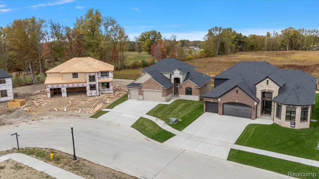 23947 Sawgrass Drive Macomb Township MI 48042