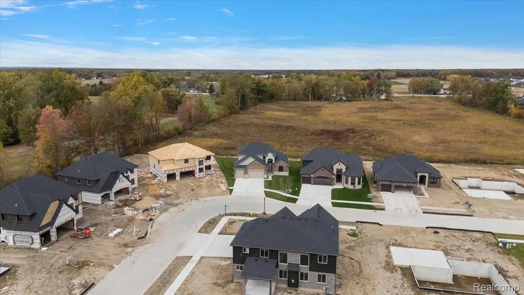 23947 Sawgrass Drive Macomb Township MI 48042