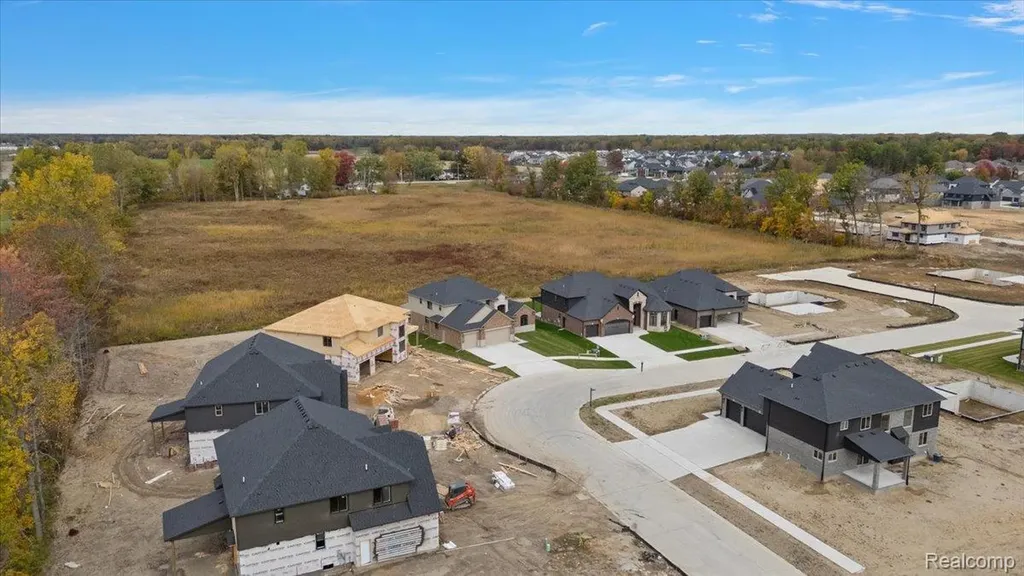 23947 Sawgrass Drive Macomb Township MI 48042