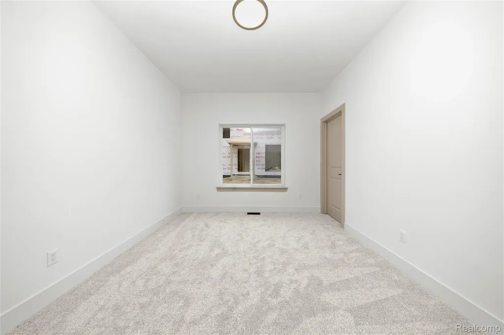 21963 Deer Brook Dr Drive Southfield City MI 48075