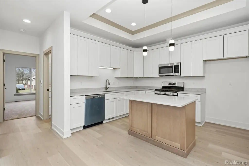 21963 Deer Brook Dr Drive Southfield City MI 48075