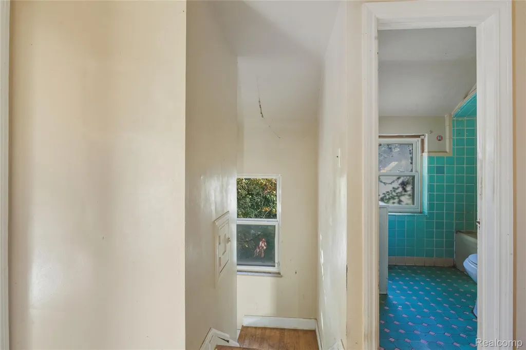 16803 Marlowe Street Detroit City MI 48235