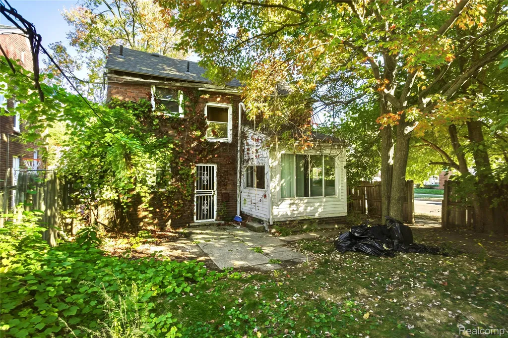 16803 Marlowe Street Detroit City MI 48235