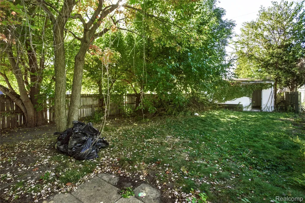 16803 Marlowe Street Detroit City MI 48235