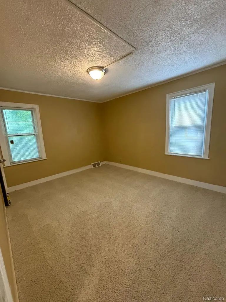 14869 Freeland Street Detroit City MI 48227