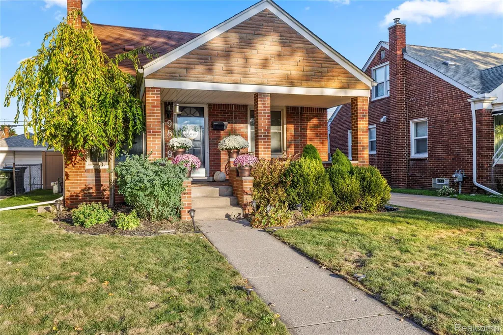 9849 Becker Avenue Allen Park City MI 48101