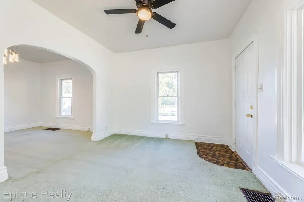 1433 Poplar Street Port Huron City MI 48060