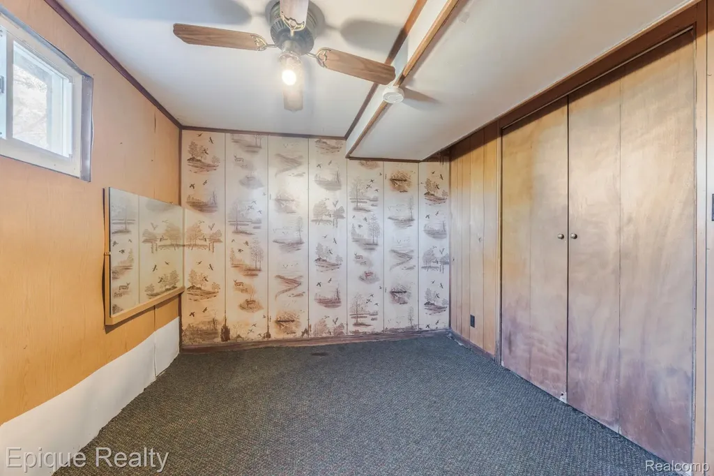 1433 Poplar Street Port Huron City MI 48060