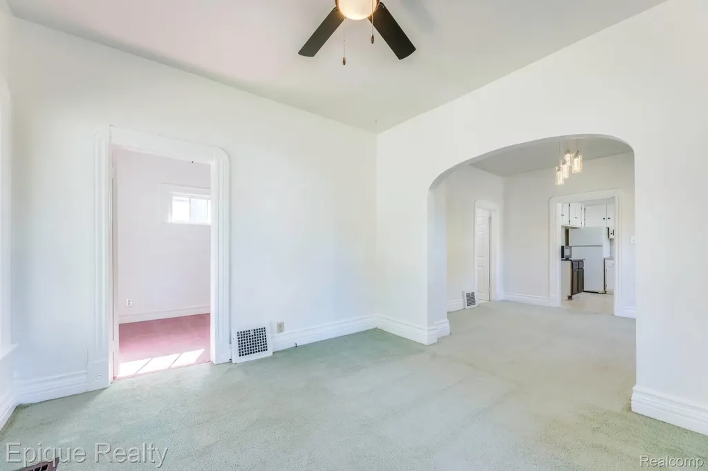 1433 Poplar Street Port Huron City MI 48060