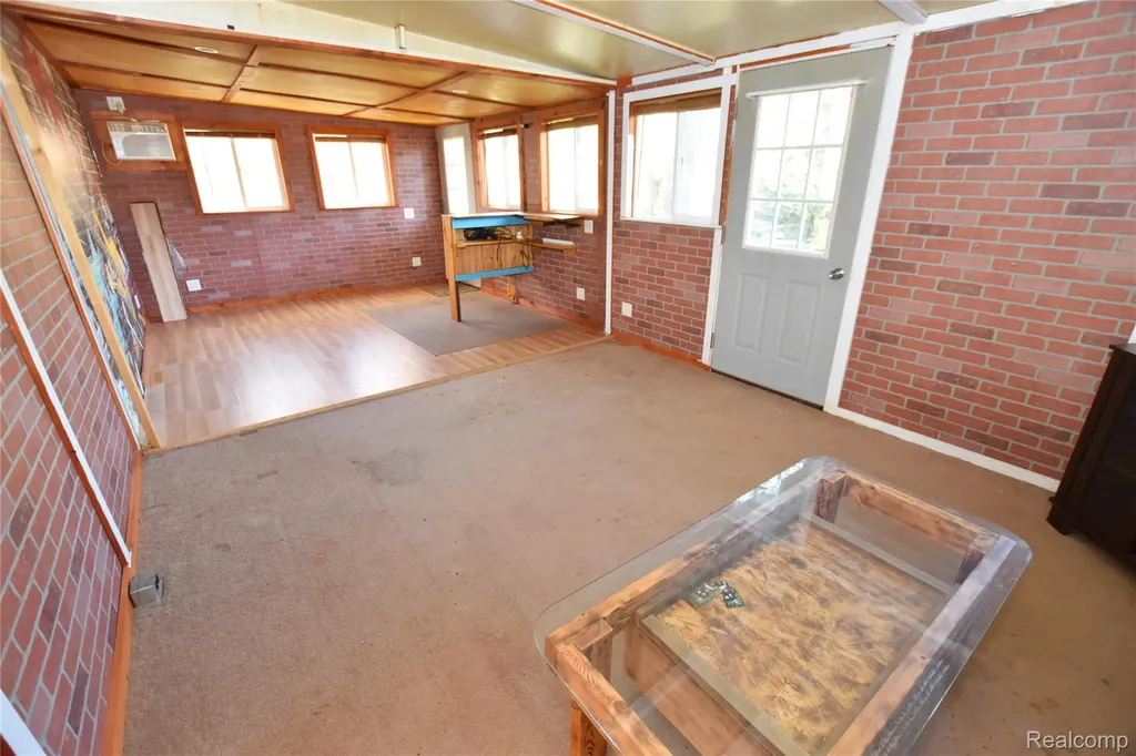 8107 E Bristol Road Davison Township MI 48423