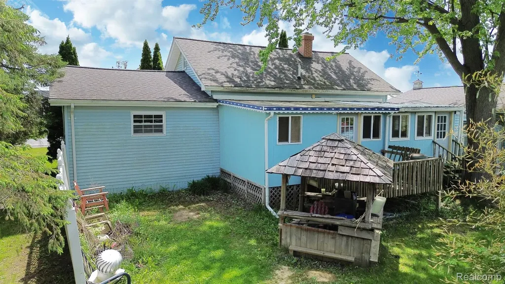 8107 E Bristol Road Davison Township MI 48423