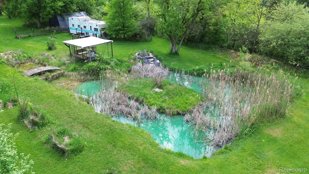 8107 E Bristol Road Davison Township MI 48423