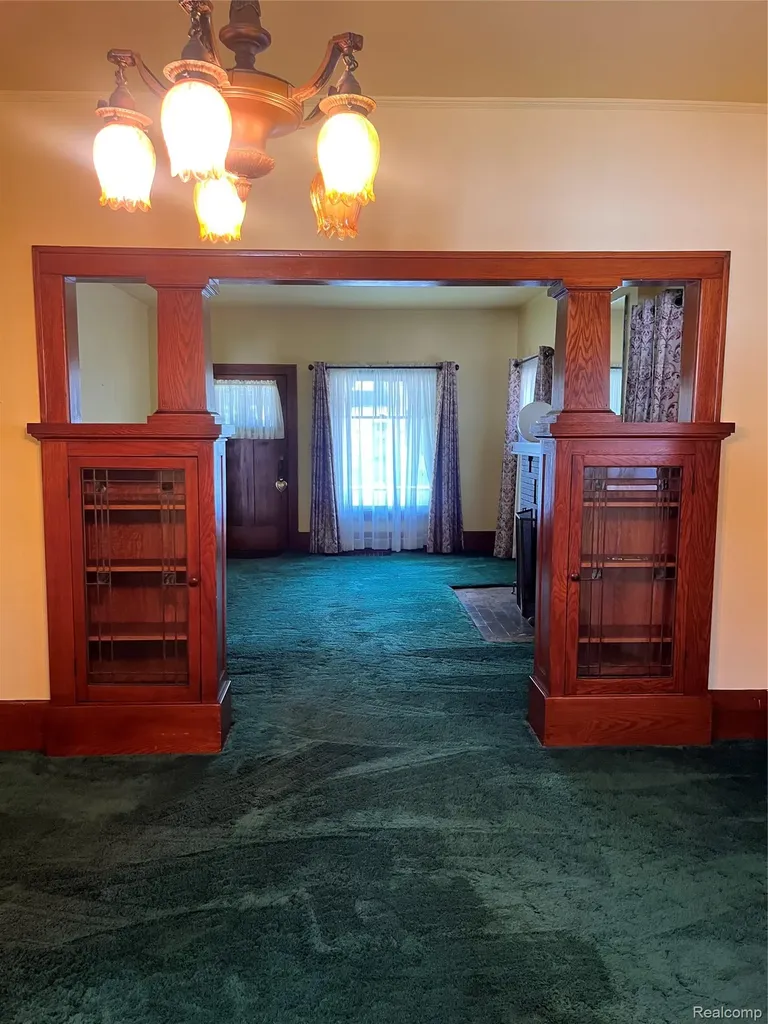 1606 Garland Street Flint City MI 48503