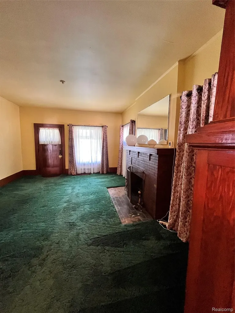1606 Garland Street Flint City MI 48503