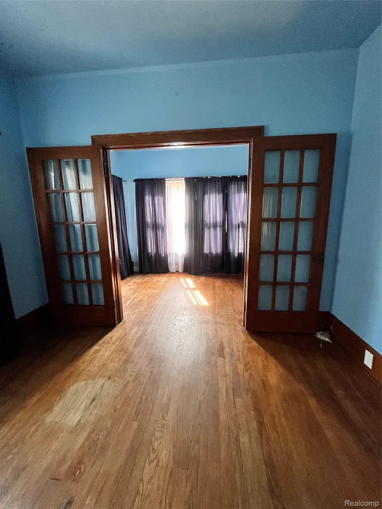 1606 Garland Street Flint City MI 48503