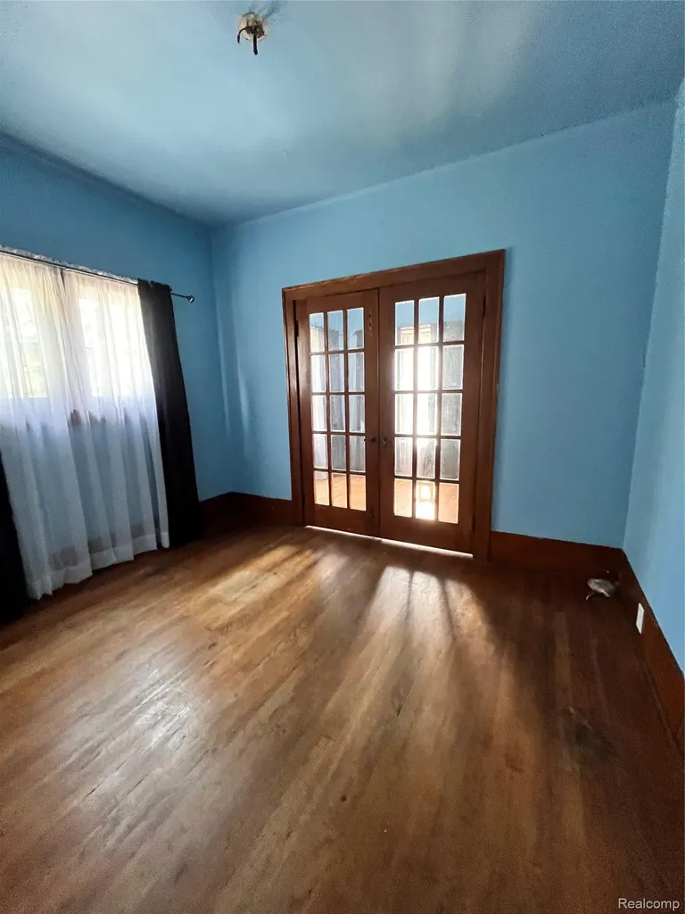 1606 Garland Street Flint City MI 48503