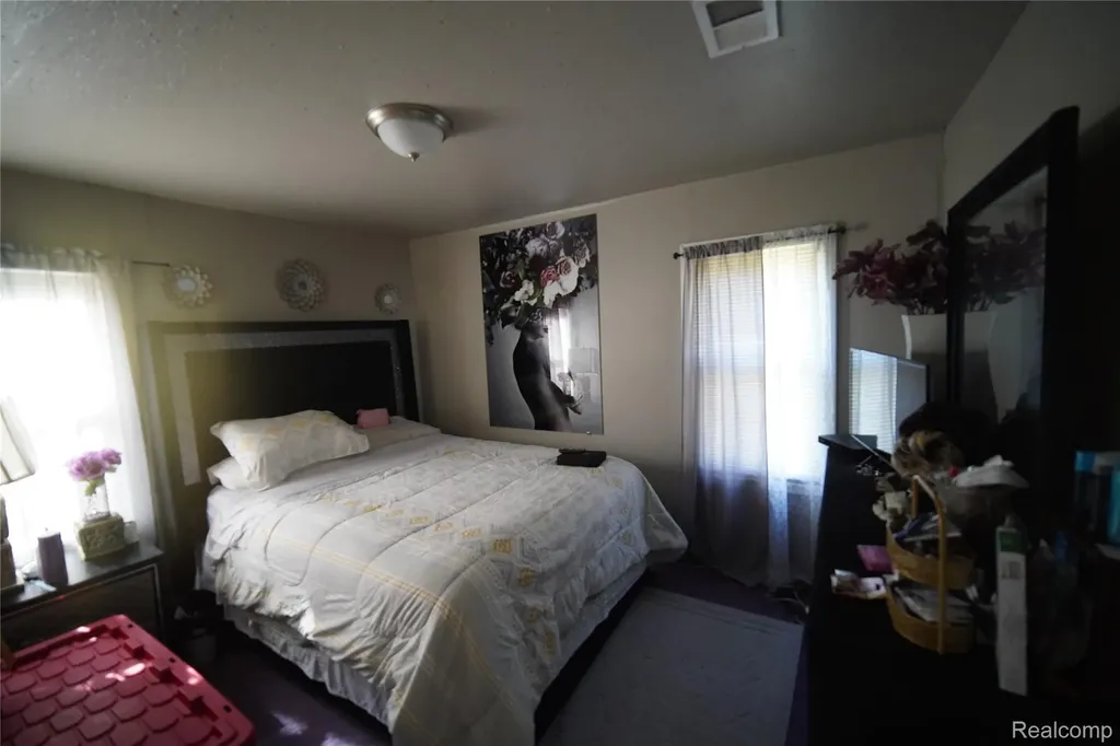 12921 Braile Street Detroit City MI 48223