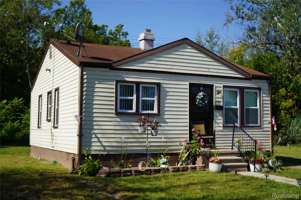 12921 Braile Street Detroit City MI 48223