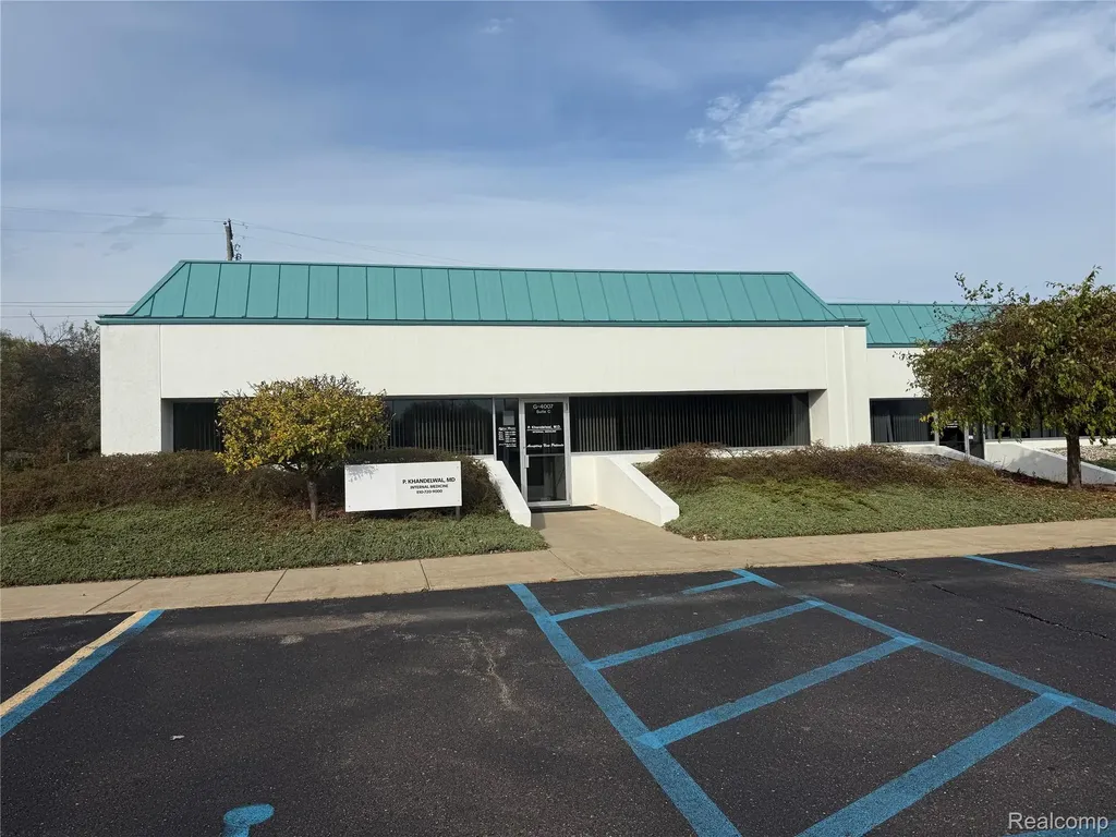 4007 W Court Street Flint City MI 48532