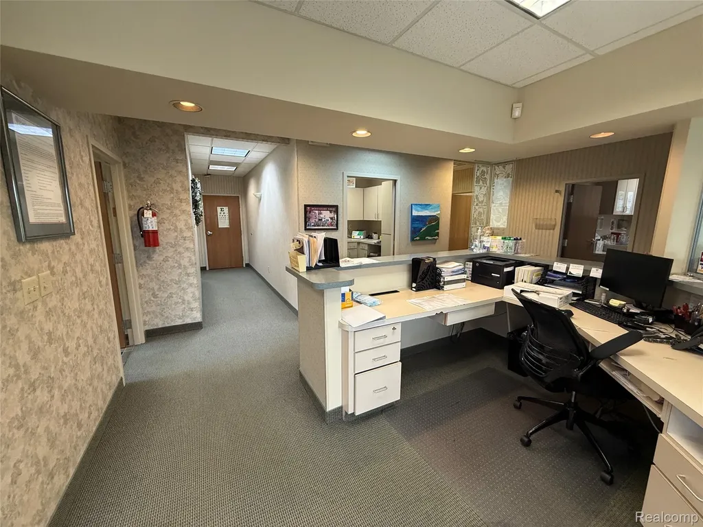 4007 W Court Street Flint City MI 48532