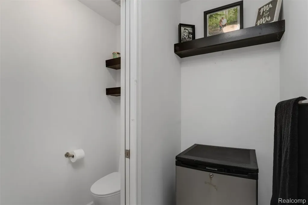 20330 Rambling Drive Clinton Charter Township MI 48038