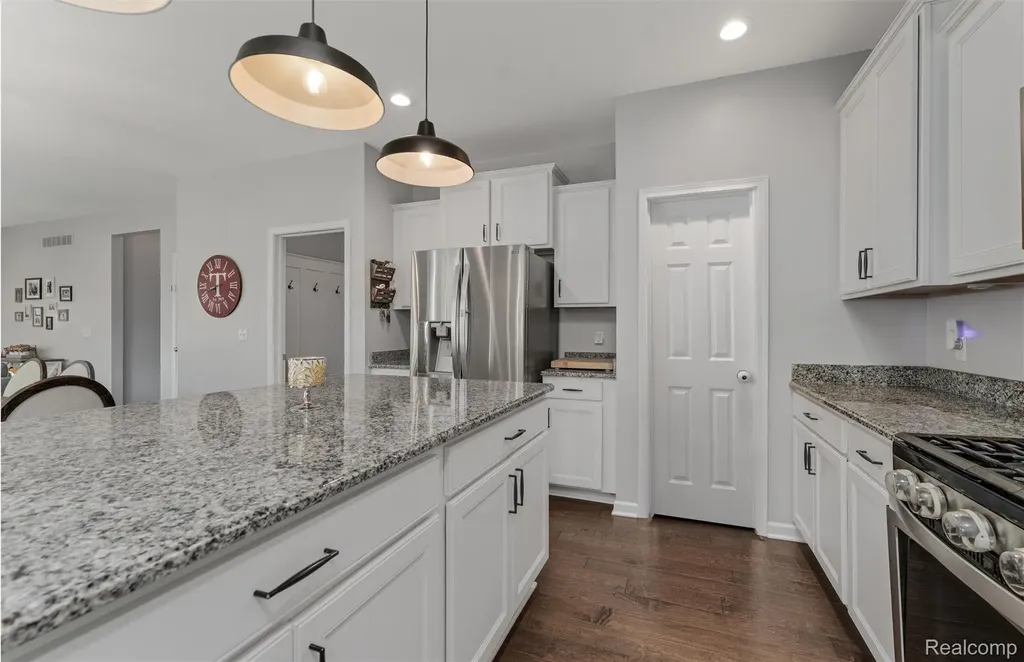 20330 Rambling Drive Clinton Charter Township MI 48038