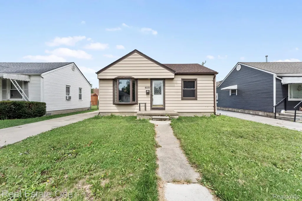 1840 Morris Avenue Lincoln Park City MI 48146