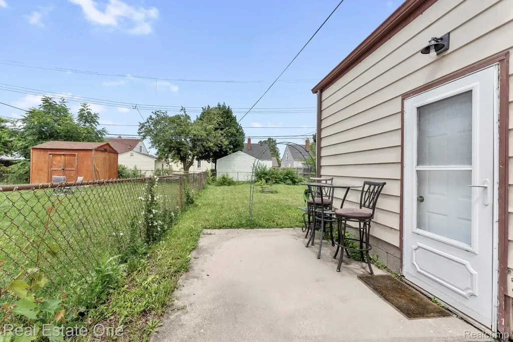 1840 Morris Avenue Lincoln Park City MI 48146
