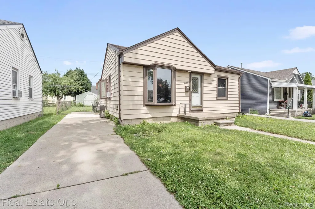 1840 Morris Avenue Lincoln Park City MI 48146