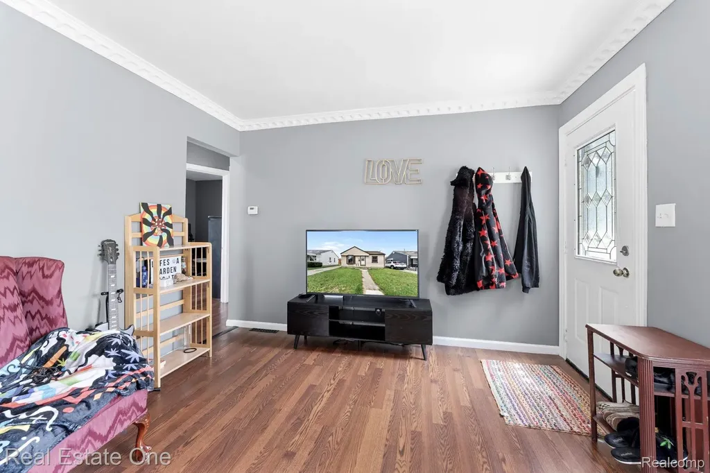 1840 Morris Avenue Lincoln Park City MI 48146