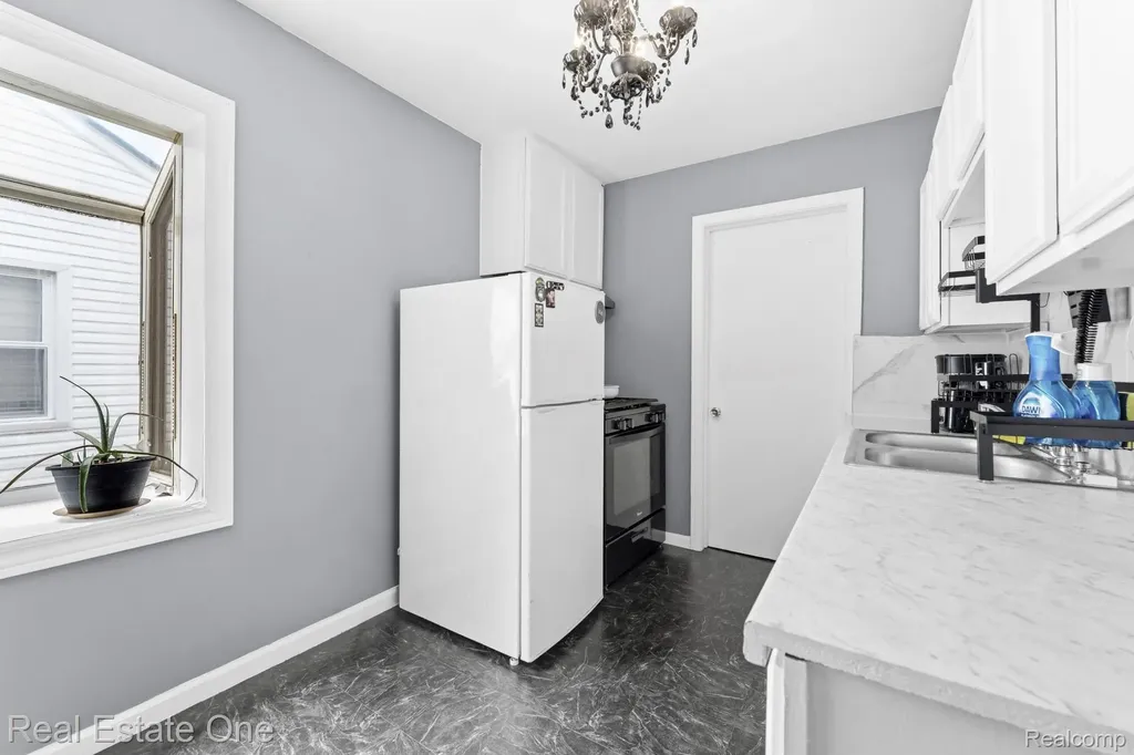 1840 Morris Avenue Lincoln Park City MI 48146