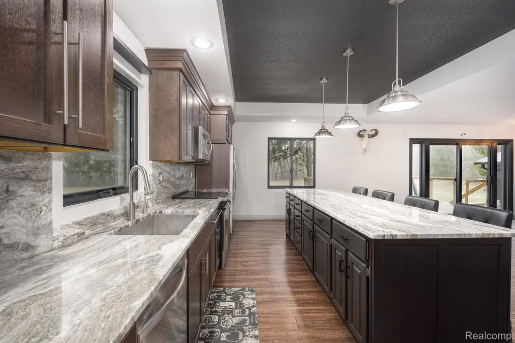 6803 Napoleon Road Leoni Township MI 49201