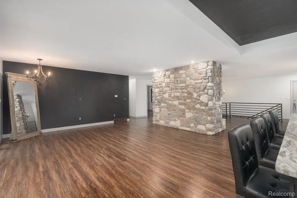 6803 Napoleon Road Leoni Township MI 49201