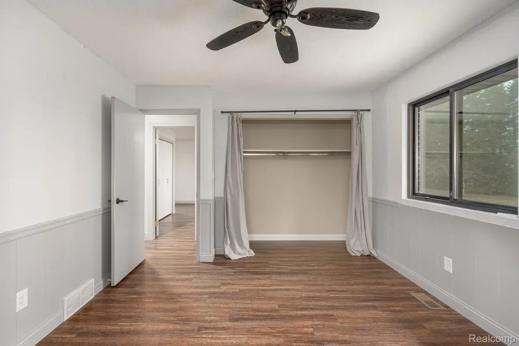 6803 Napoleon Road Leoni Township MI 49201