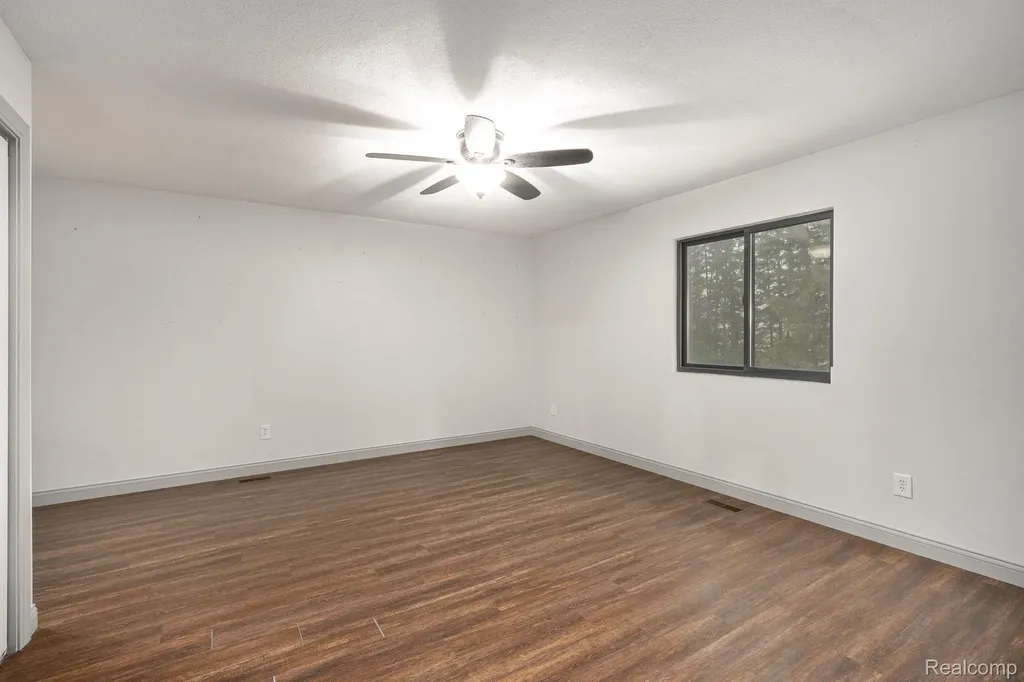 6803 Napoleon Road Leoni Township MI 49201