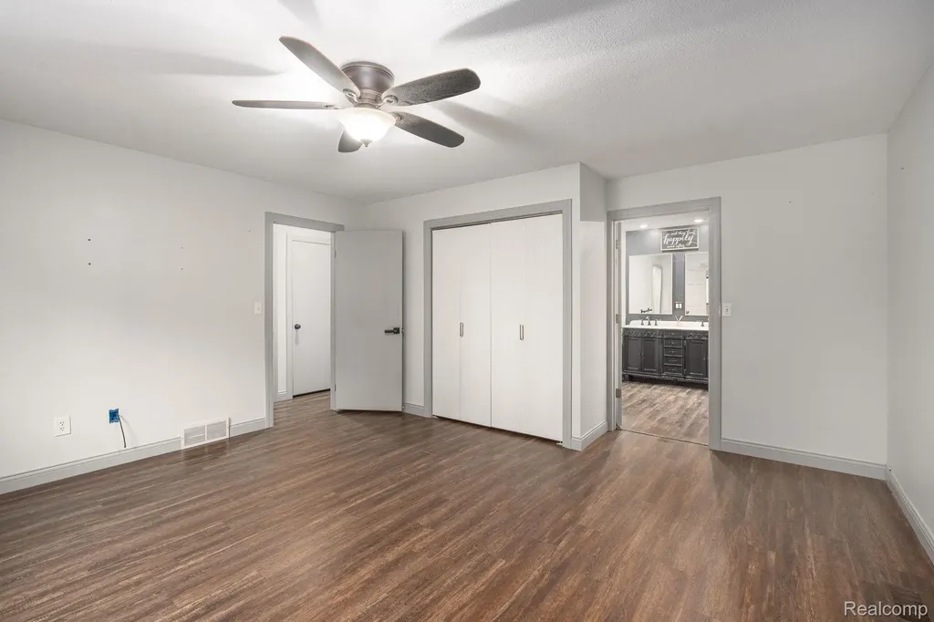 6803 Napoleon Road Leoni Township MI 49201