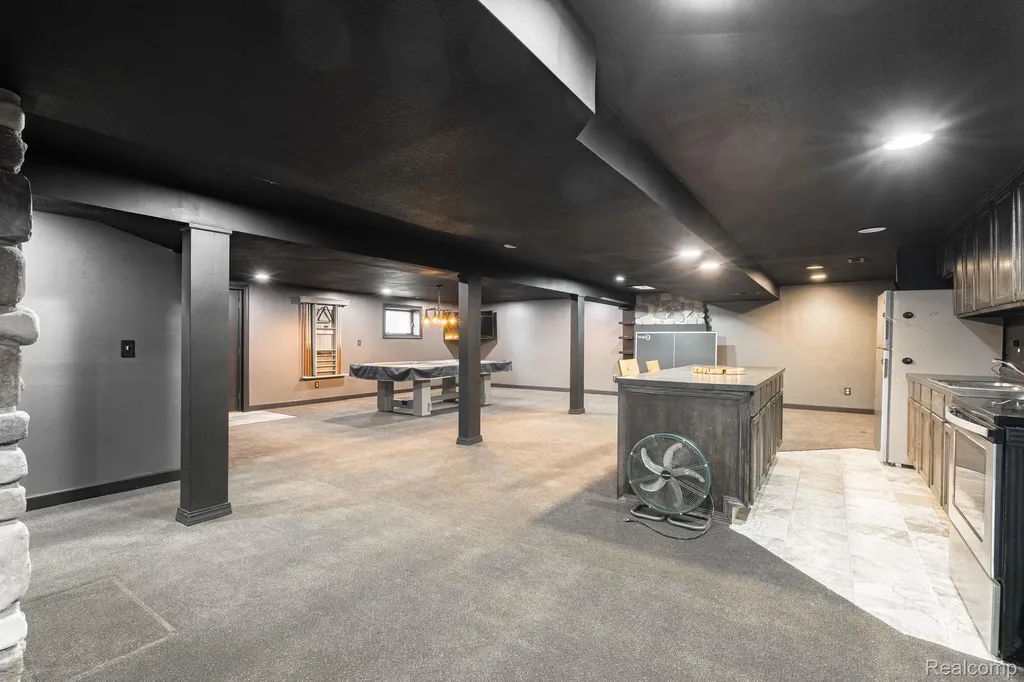 6803 Napoleon Road Leoni Township MI 49201
