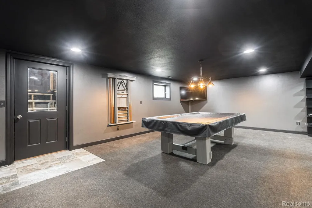 6803 Napoleon Road Leoni Township MI 49201