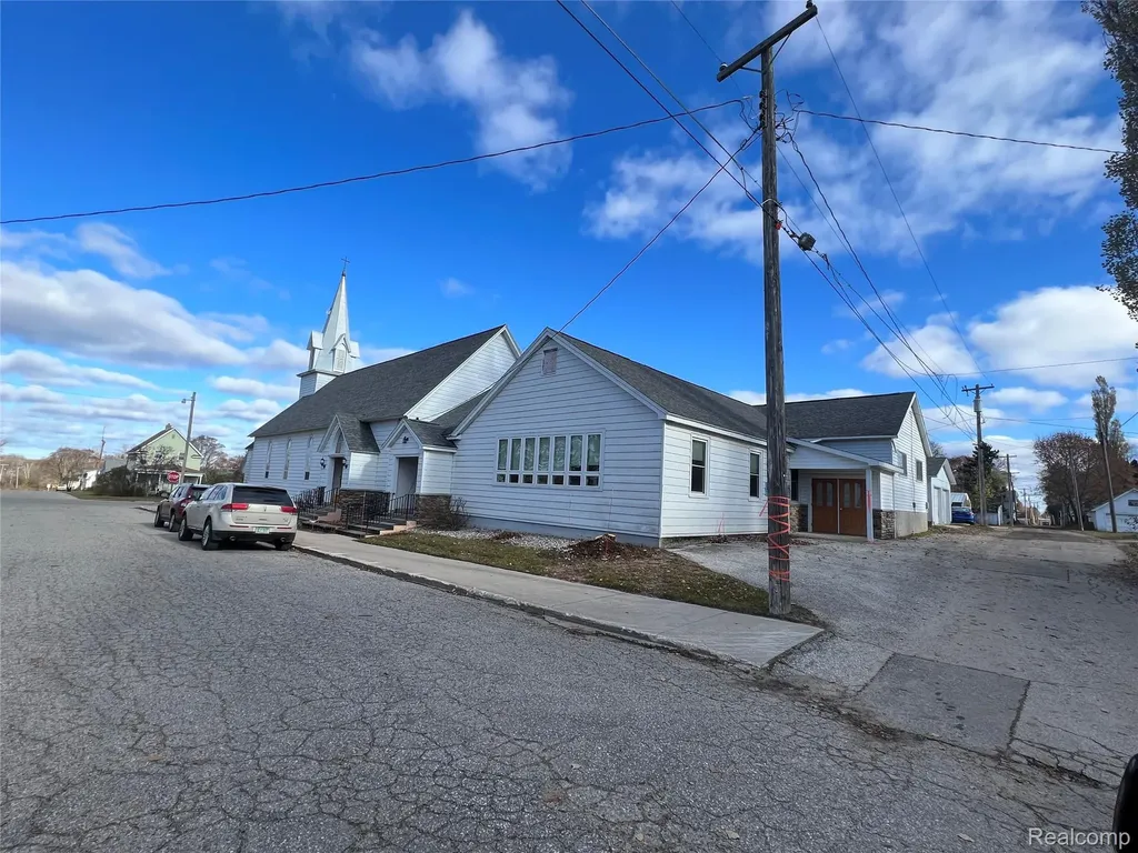 321 W John Street Newberry Village MI 49868