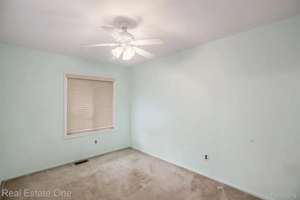 3373 Auburn Drive Troy City MI 48083