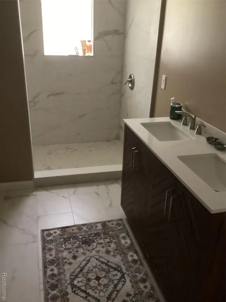 1820 Ridge Road White Lake Charter Township MI 48383