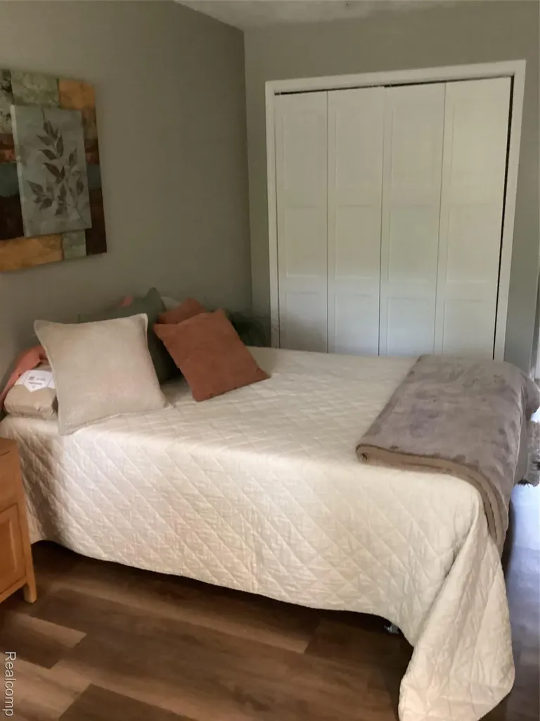 1820 Ridge Road White Lake Charter Township MI 48383