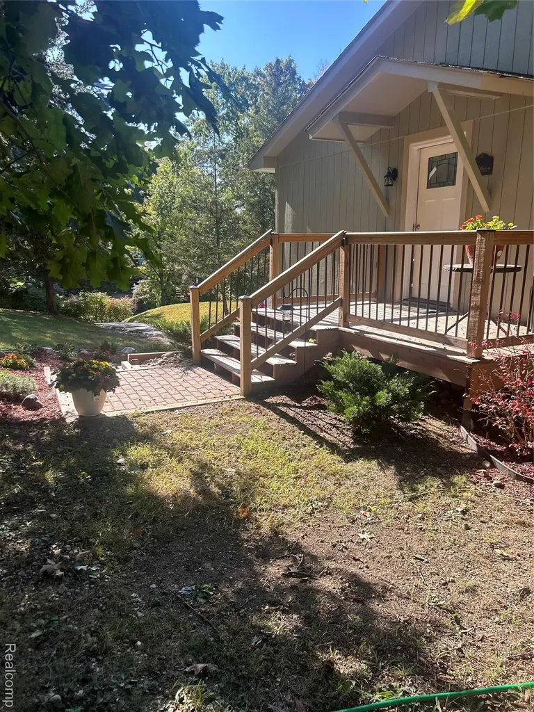 1820 Ridge Road White Lake Charter Township MI 48383