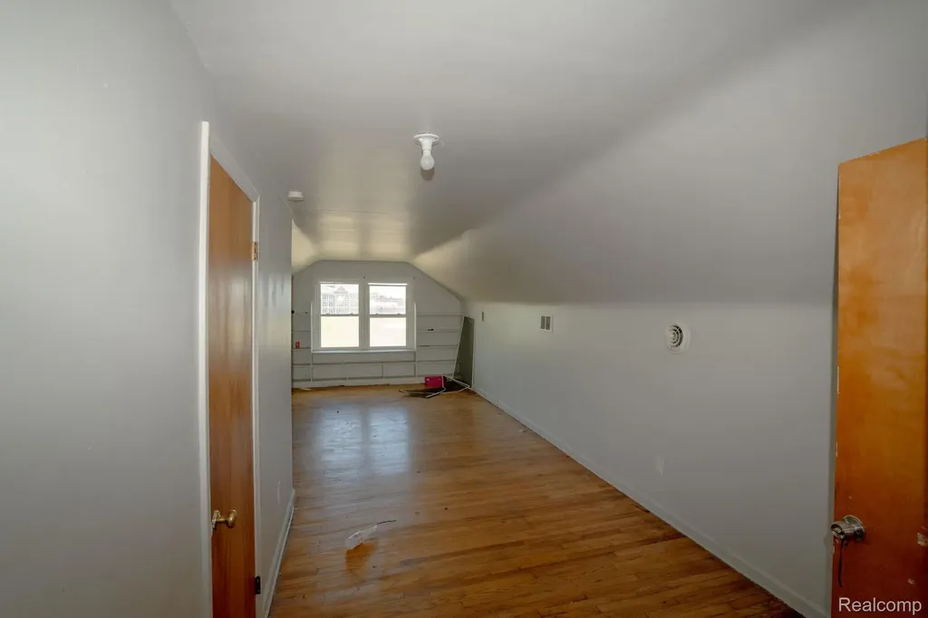 2627 Webb Street Detroit City MI 48206