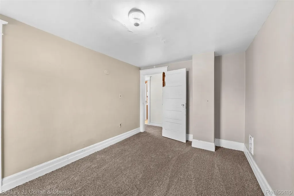 902 S Washington Avenue Royal Oak City MI 48067
