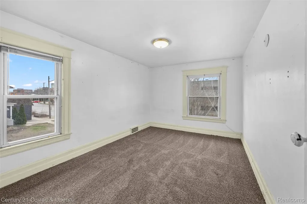902 S Washington Avenue Royal Oak City MI 48067