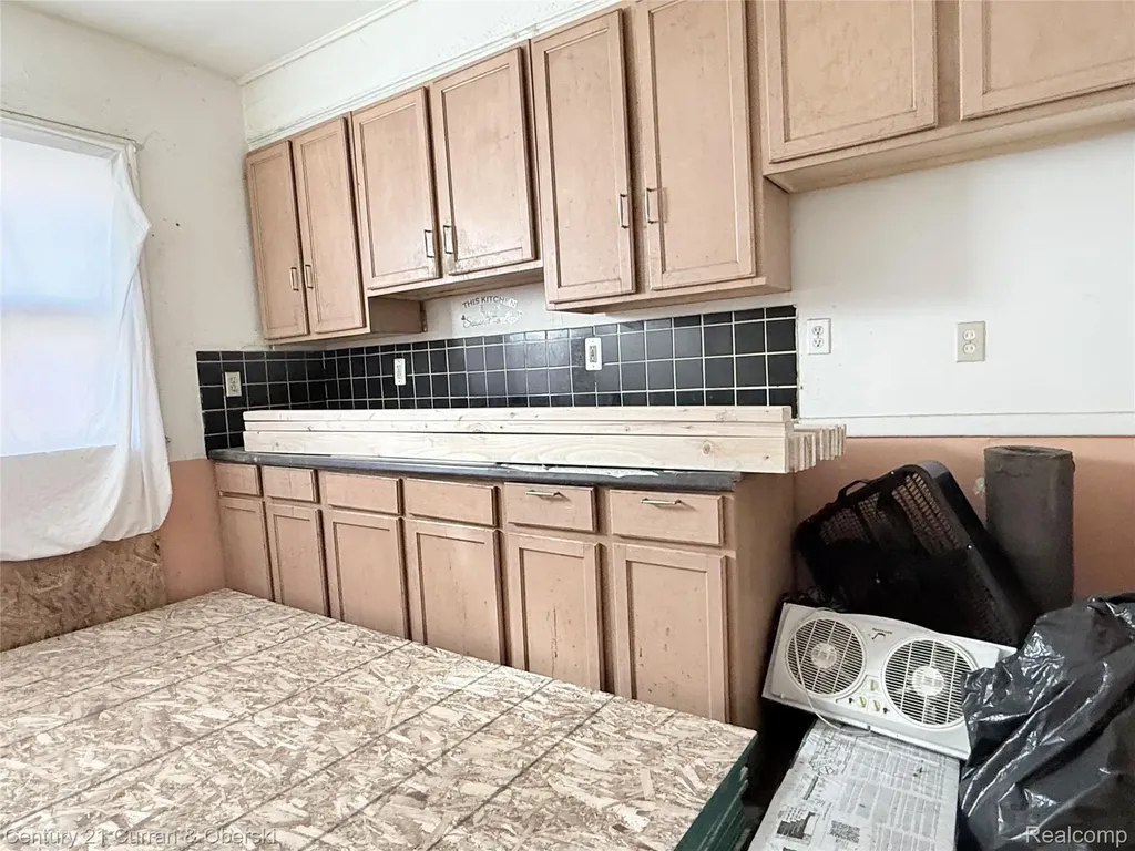 14567 Indiana Street Detroit City MI 48238