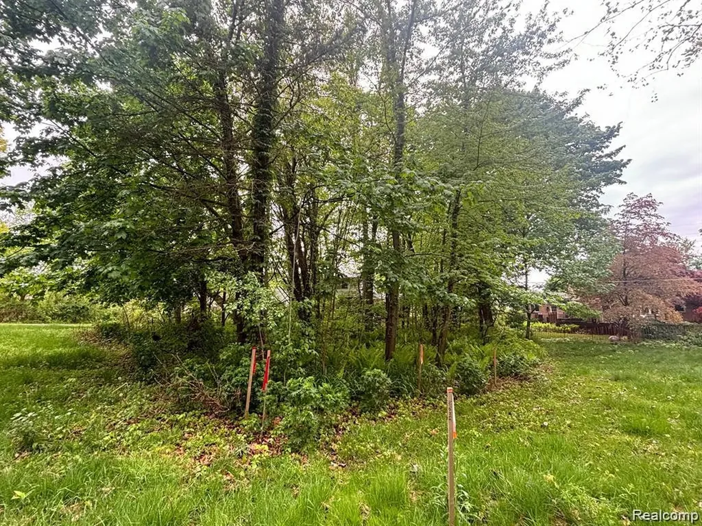 5961 Woodmire Shelby Charter Township MI 48316